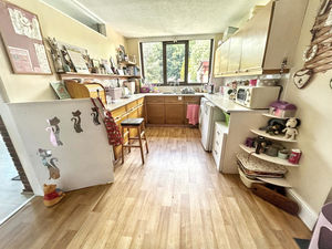 Photo 9- click for photo gallery